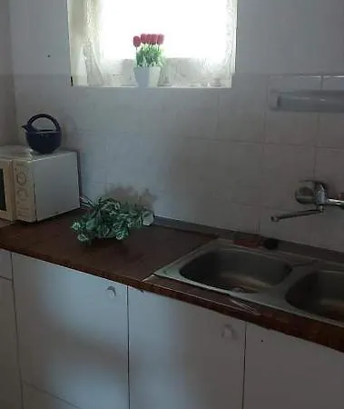 Badacsonyi Magan Kedvezoe Aron * Badacsonytomaj